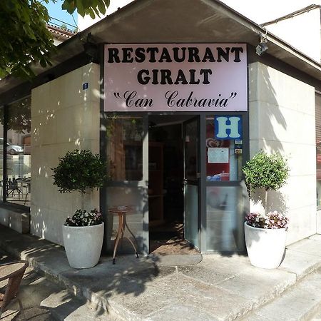 Restaurant Fonda Giralt Hotel Amer ภายนอก รูปภาพ