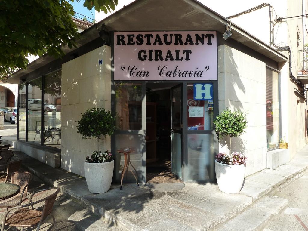 Restaurant Fonda Giralt Hotel Amer ภายนอก รูปภาพ